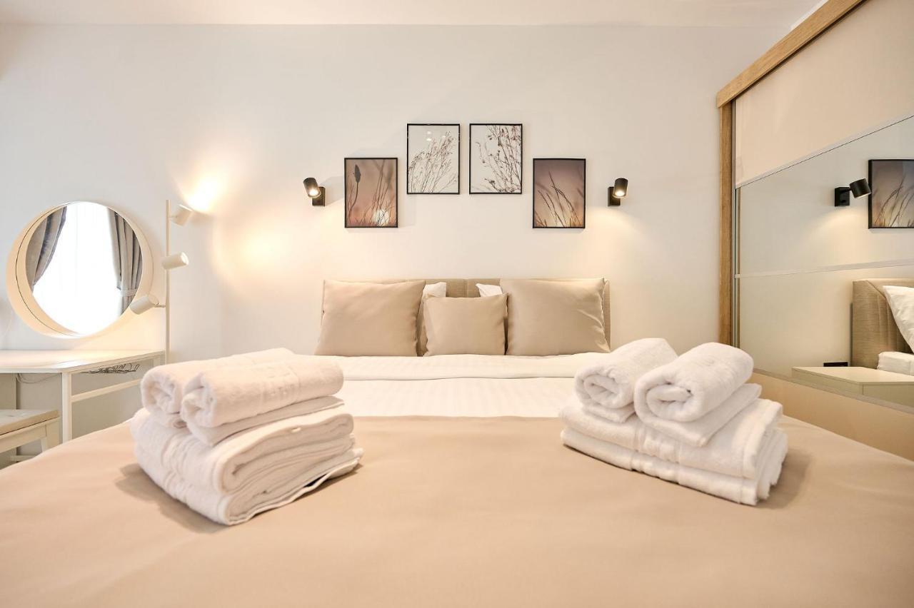 Newvision Apartment In Infinity Beach Resort - Parking Mamaia Exterior foto